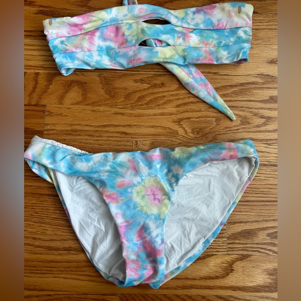 PQ tie dyed strapless bikini top & bottom